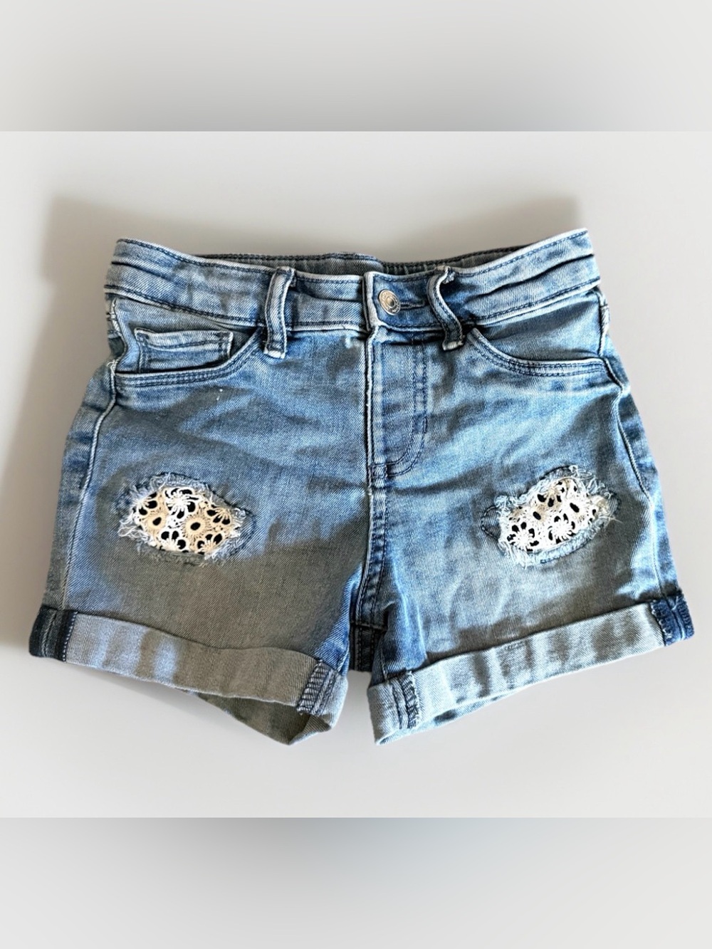 Jumping Beans Crochet Distressed Denim Shorts Size 6 🌼